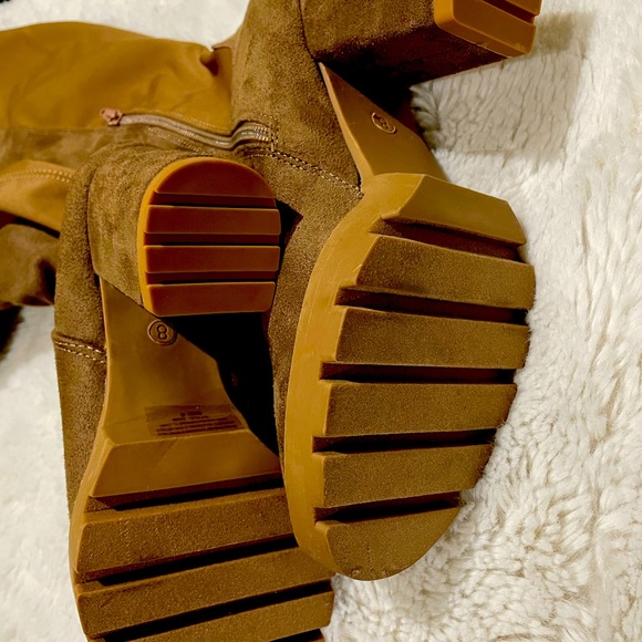 Forever 21 Heeled high knee boots - Picture 2 of 2